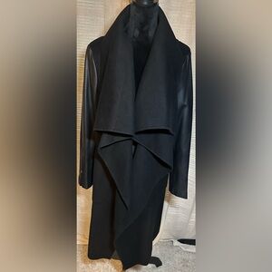 BCBG MAXAZRIA Elegant Black Women's Coat